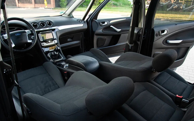 Ford Galaxy cena 29900 przebieg: 214569, rok produkcji 2010 z Rydułtowy małe 781